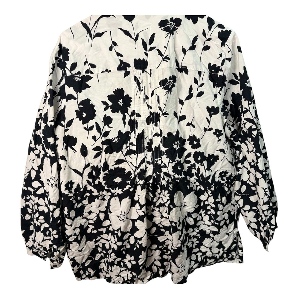 Jones New York Sport Women's 1X Black White Floral Pintuck Button Down Shirt - Picture 2 of 6